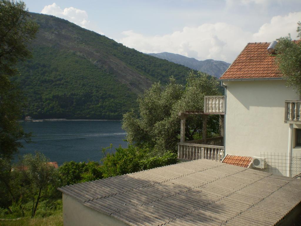 Apartman Irena Tivat Exterior photo